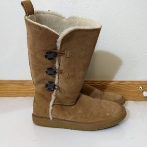American Eagle Sherpa Boots Women's Size 9